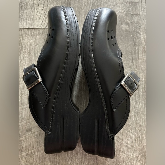 Dansko 39 women’s - Picture 2 of 9